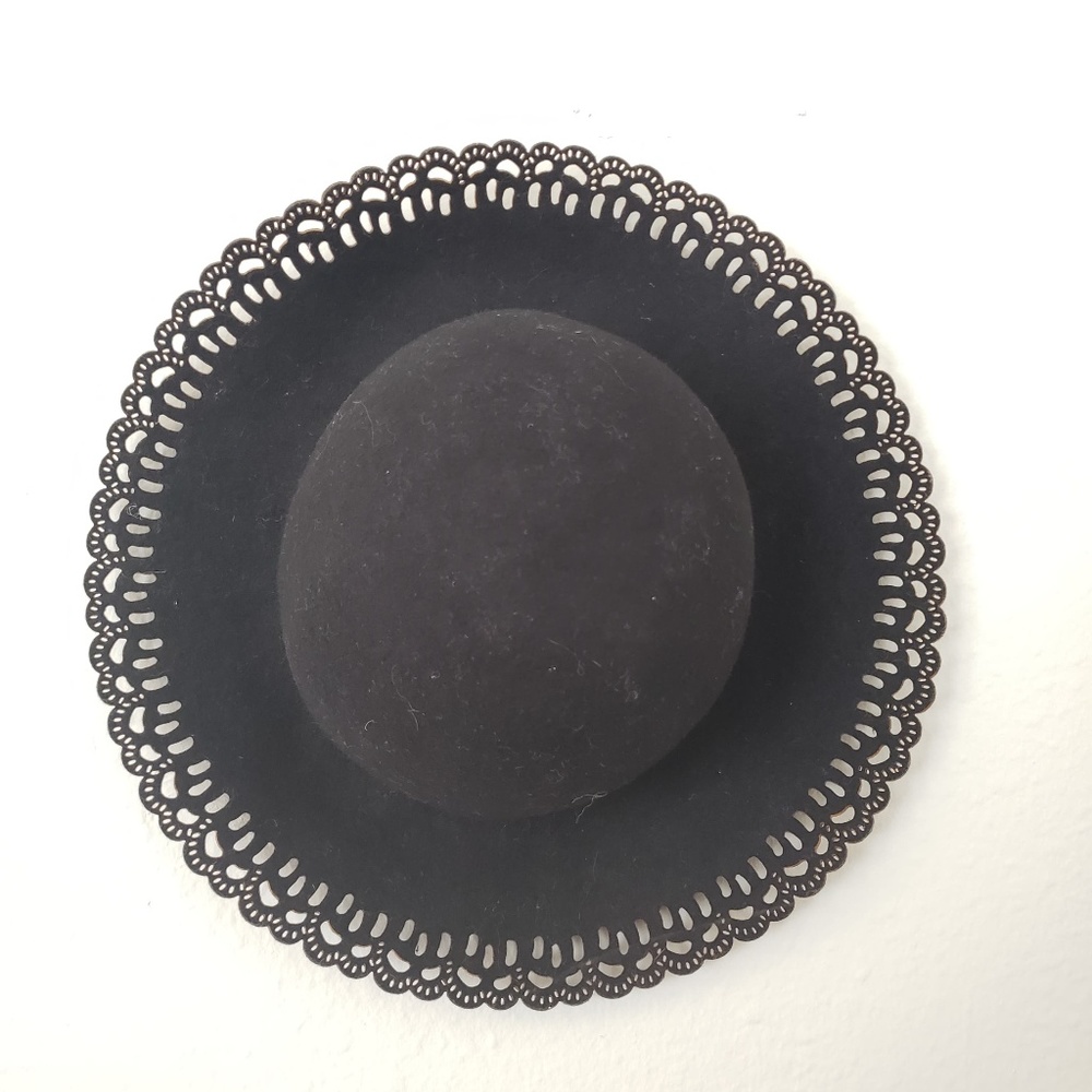 Rossomenta Firenze black hat